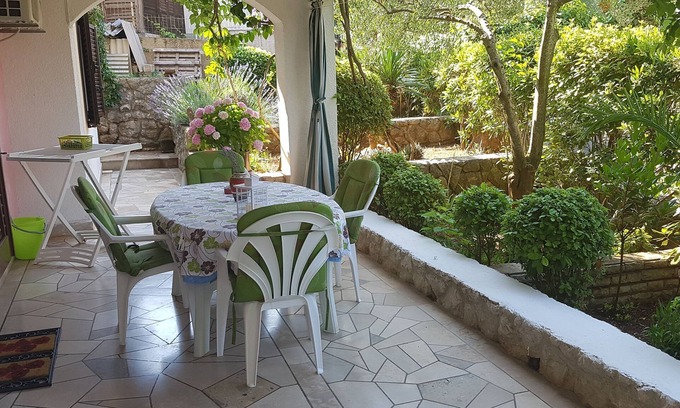 Vrboska Apartment | Apartment Lidija (36611-A1) - Vrboska - island Hvar