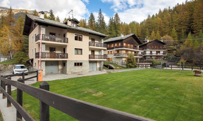 Cogne Apartment | Apartment 'La Casa Vacanze Portigliatti' with Mountain View, Private Terrace and Wi-Fi