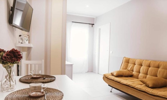 Sesto Calende Apartment | Apartment 'La Corta di Silvia 4' with outdoor area and Wi-Fi