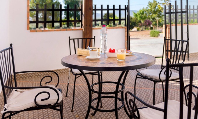Chiclana de Segura Apartment | Apartment 'La Teja 2' with Mountain View, Wi-Fi and Air Conditioning