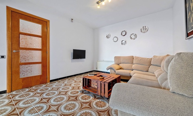 Aldover Apartment | Apartment "La Garrofera" with Private Terrace & Wi-Fi