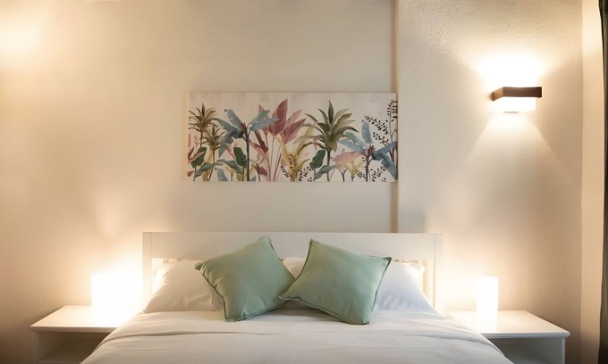 Mossa Apartment | Apartment 'La Ginestra - Sauvignon' with Private Terrace, Wi-Fi and Air Conditioning