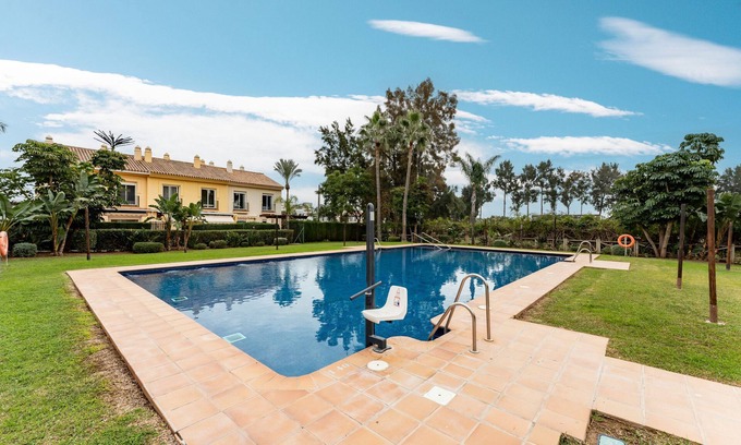 La Cala de Mijas Apartment | Apartment 'La Noria Golf Resort' with Mountain View, Wi-Fi and Air Conditioning