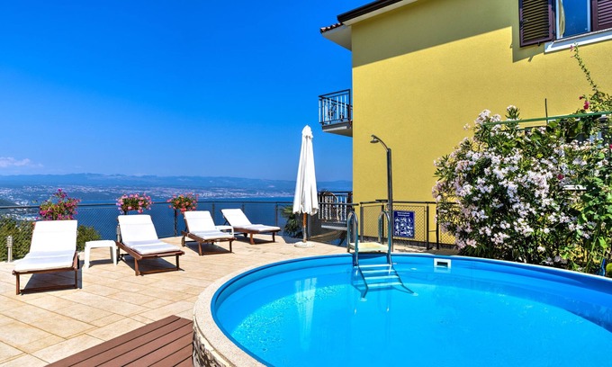 Tulisevica Apartment | Apartment Laurus by Interhome