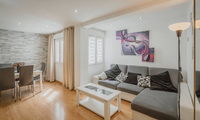 Burgos Apartment | Apartment 'Laucar' with Wi-Fi