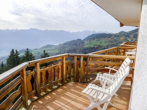 Villars-sur-Ollon Apartment | Apartment Le Bristol C54 by Interhome