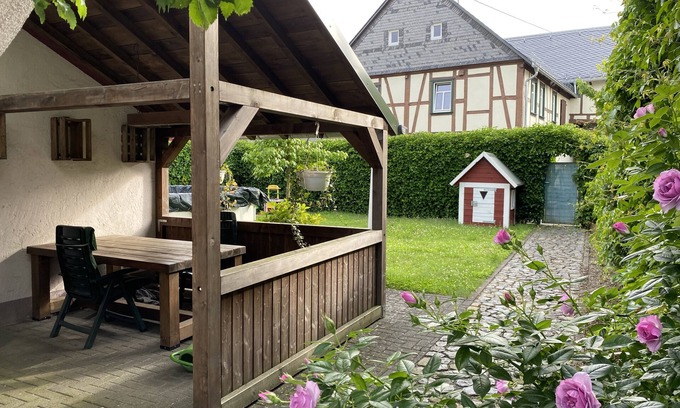 Reidenhausen Apartment | Apartment Lena, 60m², 2ZKB, patio, near Moselle, rope bridge