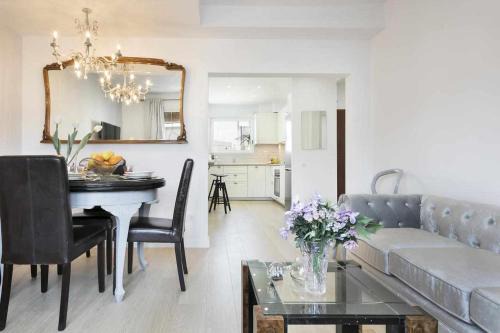 Sant Marti de Provencals Apartment | Apartment Leonor