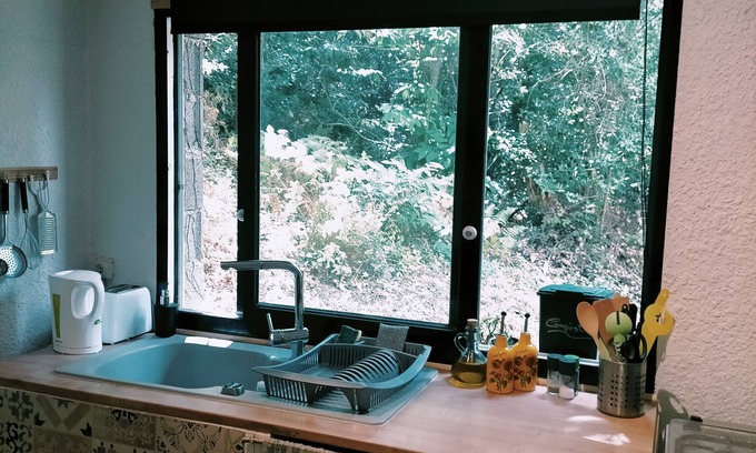 Aire-sur-l'Adour Apartment | Apartment "Les Marcheurs Blancs" with Shared Garden & Wi-Fi