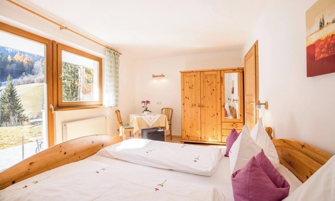 Monguelfo Apartment | Apartment "Lettnerhof BnB Family Suite" with Mountain View, Wi-Fi, Terrace & Garden