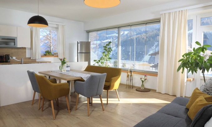 Abfaltersbach Apartment | Apartment Liliane -modern apartment in the Alps