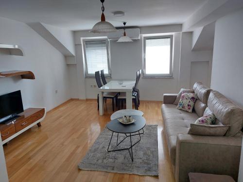 Veles Apartment | APARTMENT LILY 2 Ohrid city centar with parking