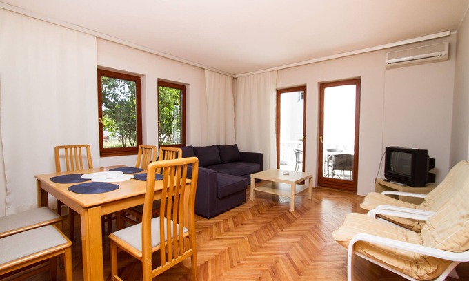 Petrovac Apartment | Apartment Lily ,Perfect Family Place