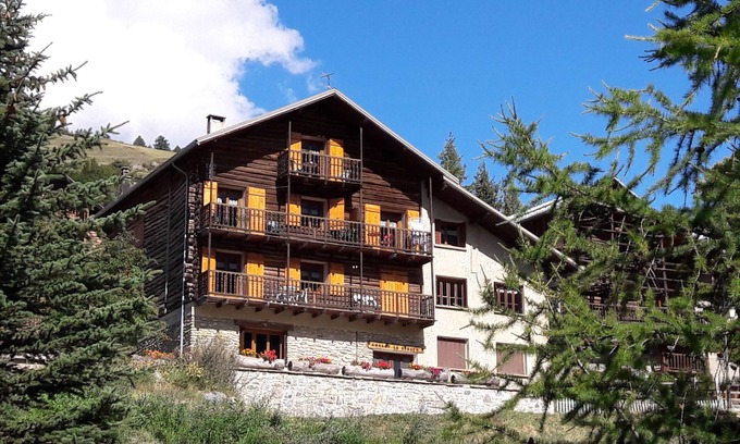 Molines-en-Queyras Apartment | Apartment "Lobbio" at the chalet "La sousto"