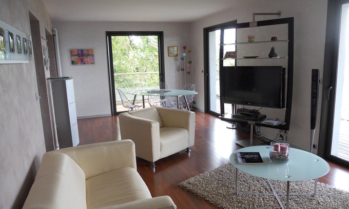 Thonon-les-Bains Apartment | Apartment located in a pastoral setting with wonderful views of Lake Geneva