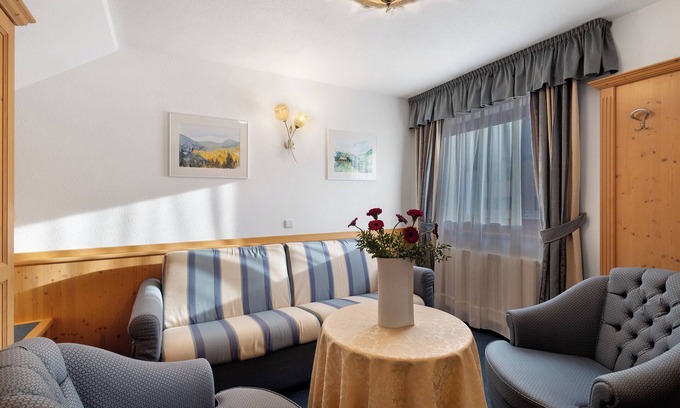 Campo Tures Apartment | Apartment 'Loderhof Sternenhimmel' with Mountain View, Shared Garden and Wi-Fi