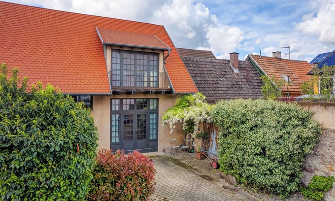 Riegel am Kaiserstuhl Apartment | Apartment 'Loft Im Künstlerhaus' with Shared Garden and Wi-Fi