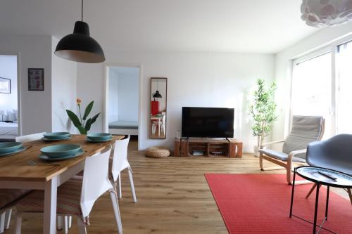 Rhein-Erft-Kreis District Apartment | Apartment "London" in Erftstadt - 3 Zimmer & 63qm - nahe Köln, Messe, Phantasialand & Bonn - Familienurlaub oder Business Trip