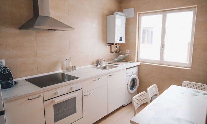 San Lazaro y Otero Apartment | Apartment los Gascones 5 minutes from Gascona, the cider boulebard