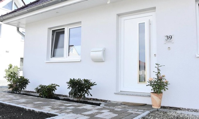 Eutin Apartment | Apartment Louisenlust - Louisenlust, shower, toilet, mint condition