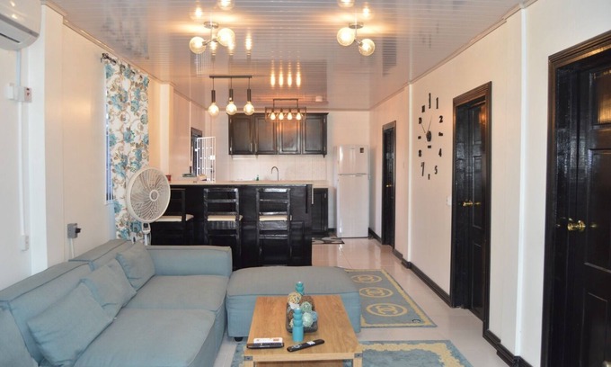 Georgetown House | Apartment Luxe Next to Malls Central Location