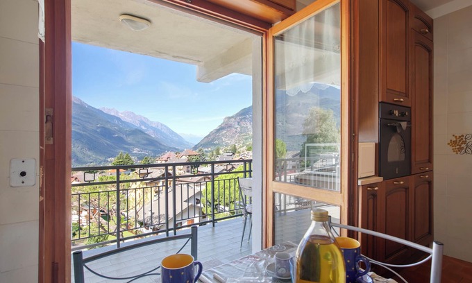 Saint-Vincent Apartment | Apartment 'Maison Du Soleil - Bien-être' with Mountain View, Private Terrace and Wi-Fi