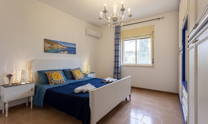 Contrada Fiori Sud Apartment | Apartment 'Mare & Relax' close to the Sea with Terrace & Wi-Fi