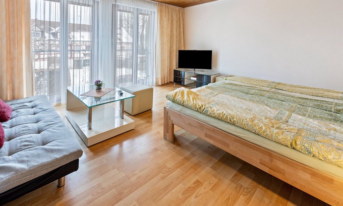 Ohningen Apartment | Apartment 'Maria' with Lake View, Balcony and Wi-Fi