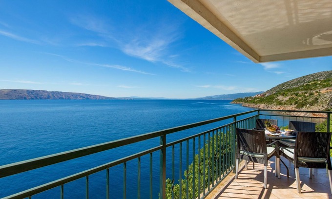 Vratarusa Apartment | Apartment Marina by Interhome