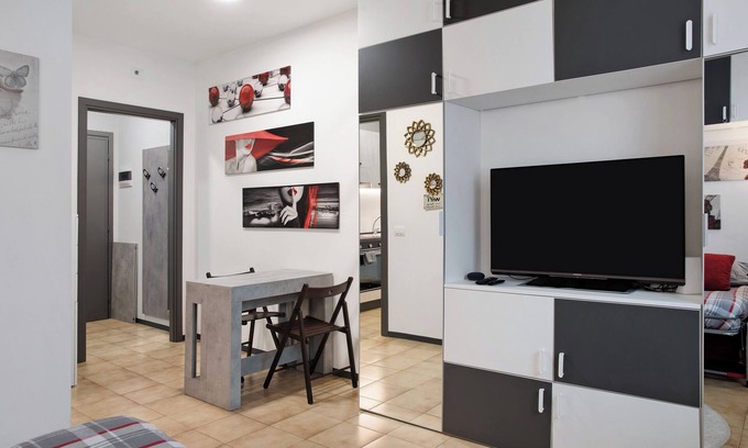 Valtellina Apartment | Apartment 'Mazinga' with Mountain View, Wi-Fi and Air Conditioning