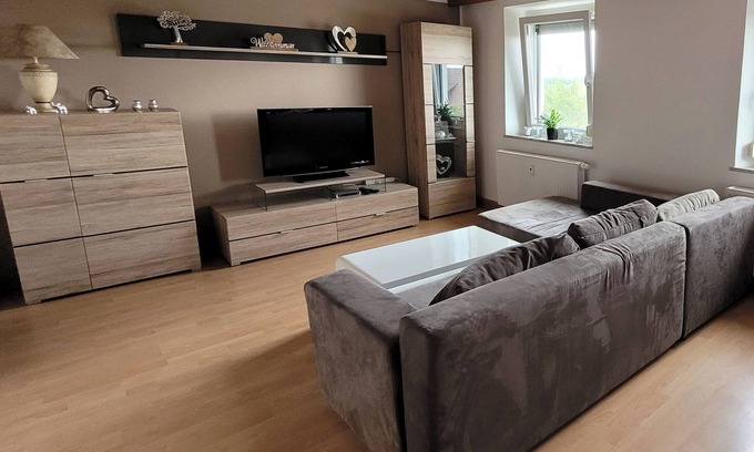 Wackersdorf Apartment | Apartment 'Melanie - Oberpfälzer Seenland' with Wi-Fi