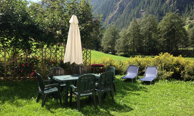 Gressoney-Saint-Jean Apartment | Apartment Miosotis - 5 persons