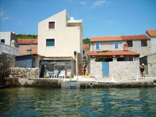 Prvic Luka Apartment | Apartment Mirni