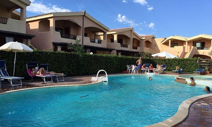 Murta Maria Apartment | Apartment Miscry's - Olbia with swimming pool and terrace