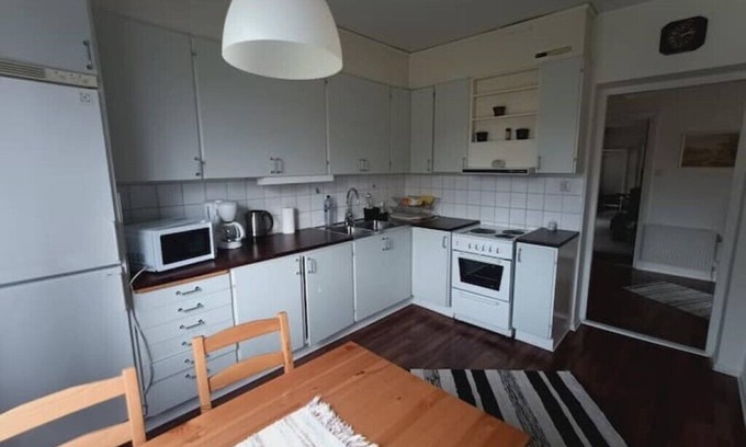 Ljustorp Apartment | Apartment mit Kostenloser Parkmöglichkeit