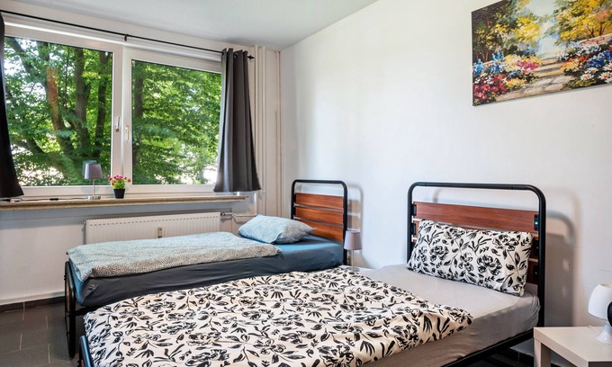 Delmenhorst Apartment | Apartment 'Mk Delmenhorst 4' with Balcony and Wi-Fi