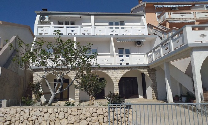 Metajna Apartment | Apartment Moonstone (90781-A1) - Metajna - island Pag