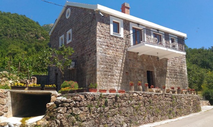 Limljani Apartment | Apartment Mond
