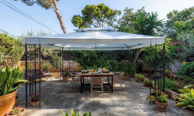 Son Moll Apartment | Apartment 'Na Forana' with Wi-Fi, A/C, Terraces & Garden