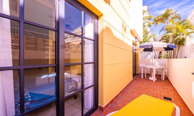 Los Llanos de Aridane Apartment | Apartment 'Nautilus 8' with Private Terrace and Wi-Fi