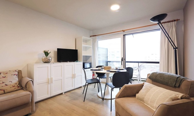 Oostduinkerke-Bad House | Apartment near Belgian Coast Beach