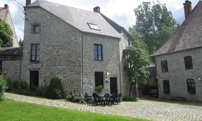 Treignes House | Apartment near Forest and Hiking Trails