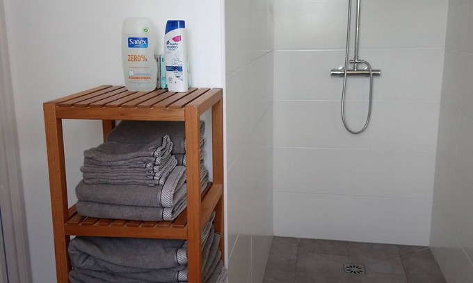 Jonage Apartment | Apartment near Groupama Stadium and ZI Meyzieu