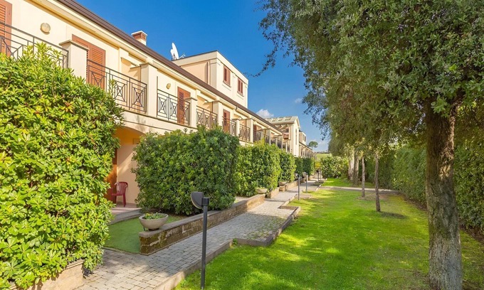 Settecamini Apartment | Apartment near Marco Simone Golf Rome