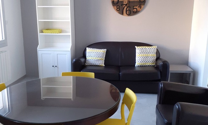 Mende Apartment | Apartment near Mende town center
