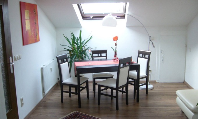 Oberasbach Apartment | Apartment near Playmobil FunPark and Kristall Palm Beach