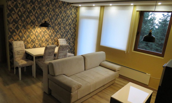Kopaonik Apartment | Apartment near ski lift with a forest view