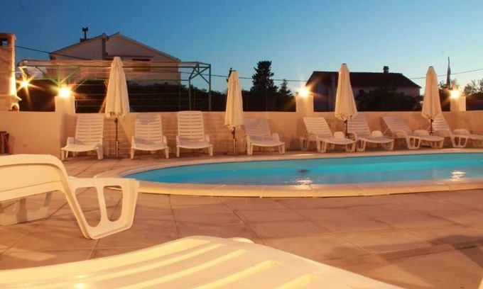 Vrsi Apartment | Apartment Nenad - with pool; A1(4+1) - Vrsi, Zadar riviera, Croatia