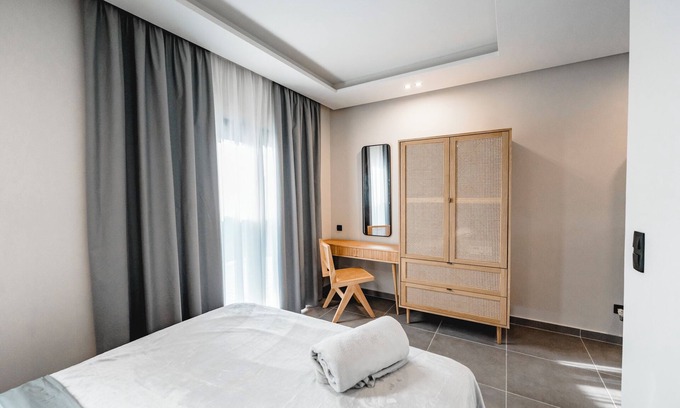 Marathias Apartment | Apartment 'Nima 3' with Shared Terrace, Wi-Fi and Air Conditioning