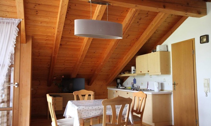 Aufham Apartment | Apartment no. 1, 27m², living/bedroom, balcony, TV, 2 pers.